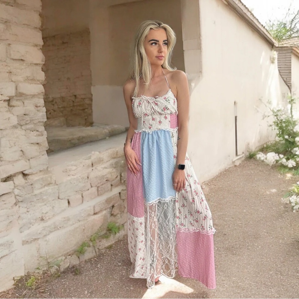 NWT Cattivo maxi dress ties at neck and down back. Low back. Lace at bottom.